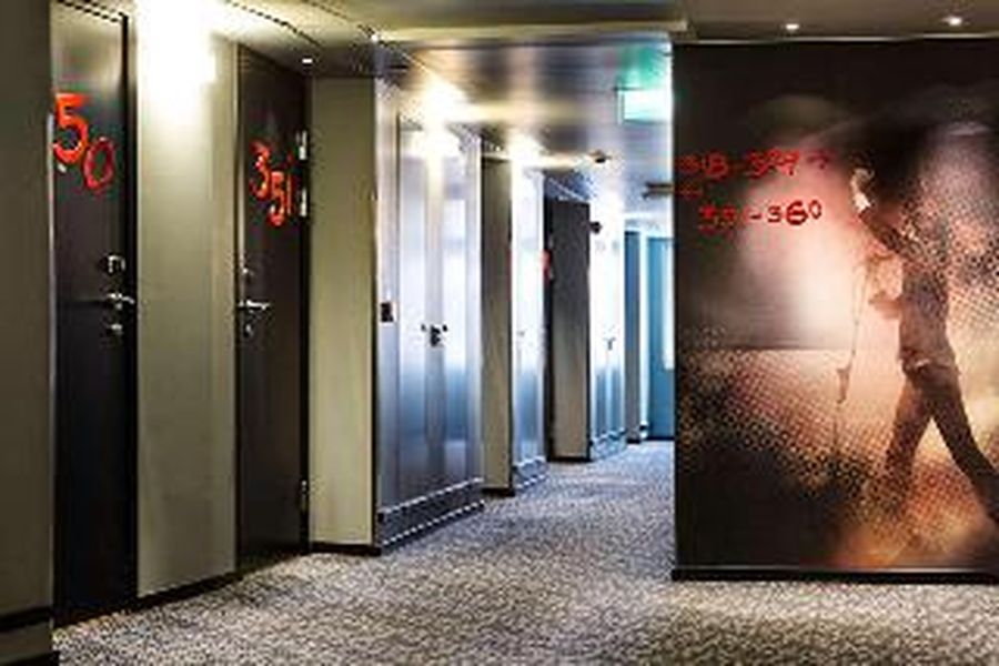 photo-0