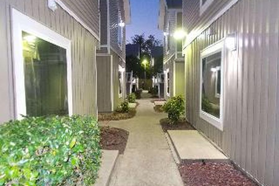 photo-1