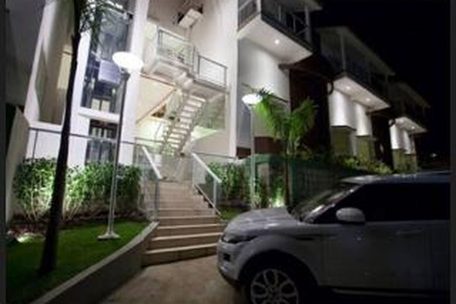photo-1