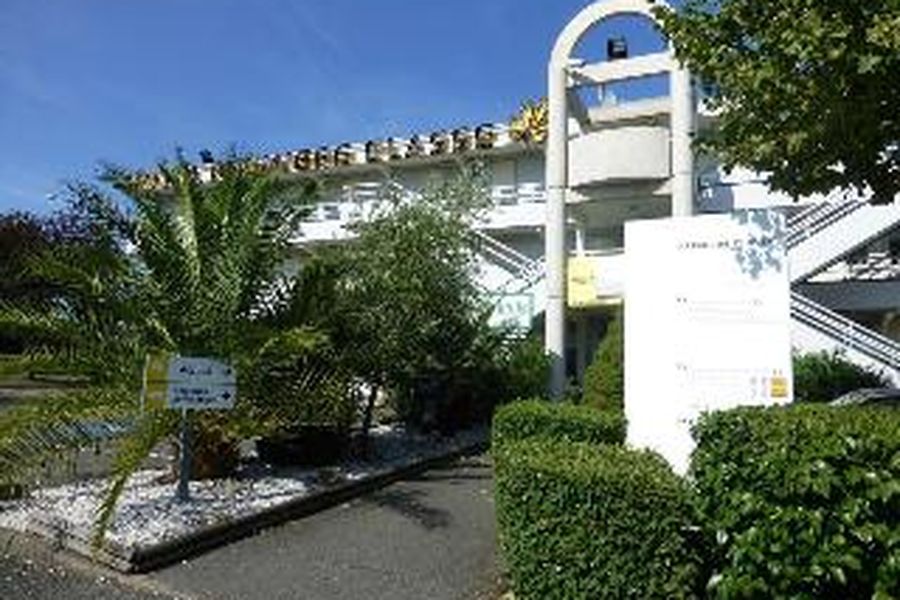 photo-0