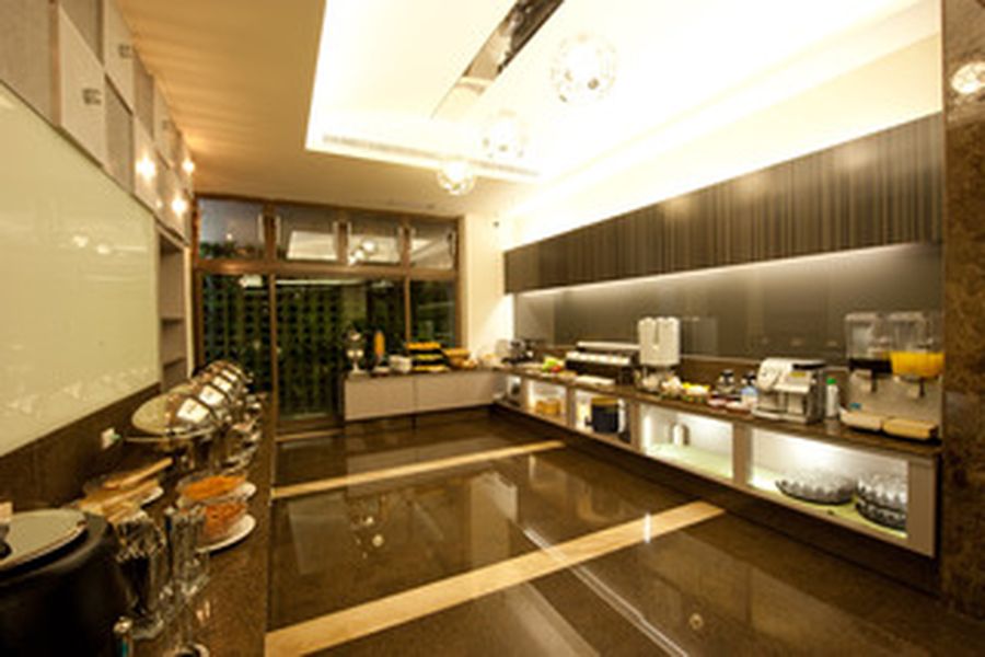 photo-0