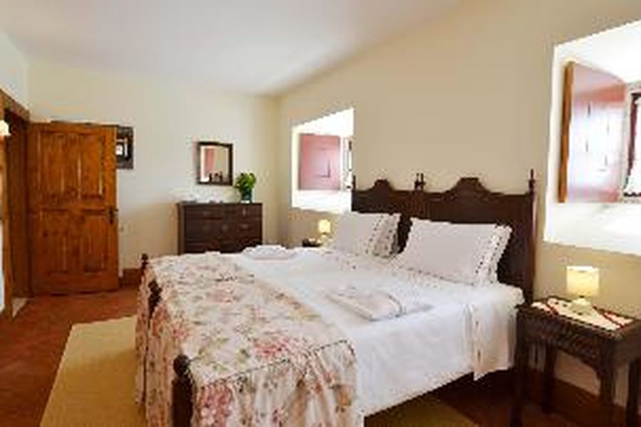 photo-0