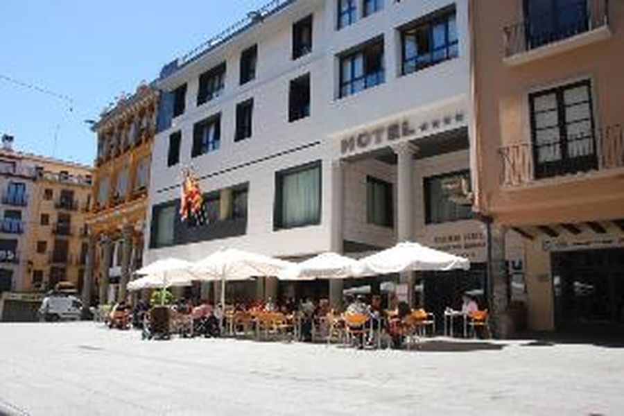 photo-1