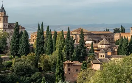 Granada: aplicativo de guia de áudio
