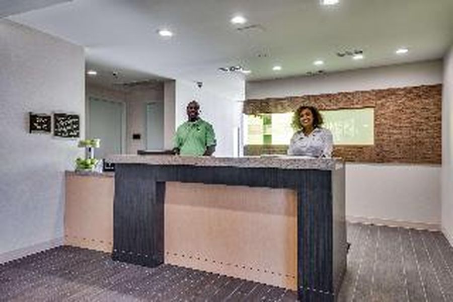 photo-1