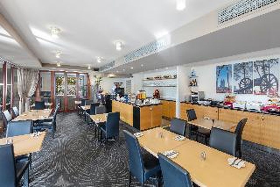 photo-1