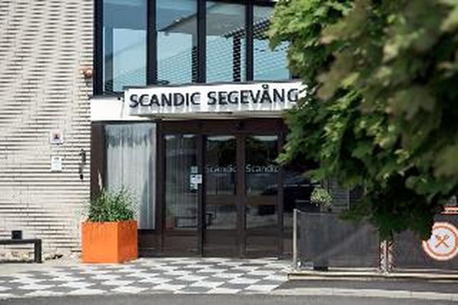 photo-1