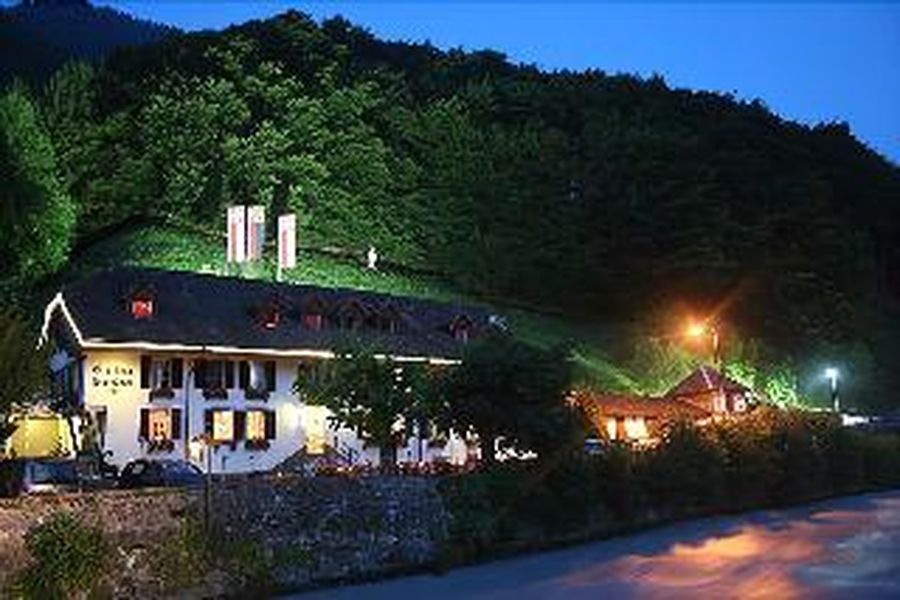 photo-1