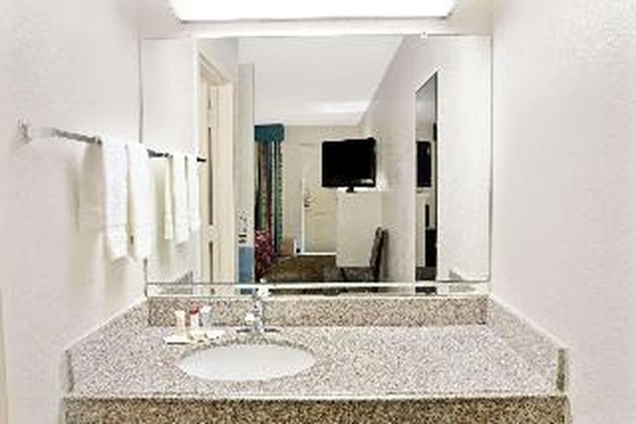photo-1
