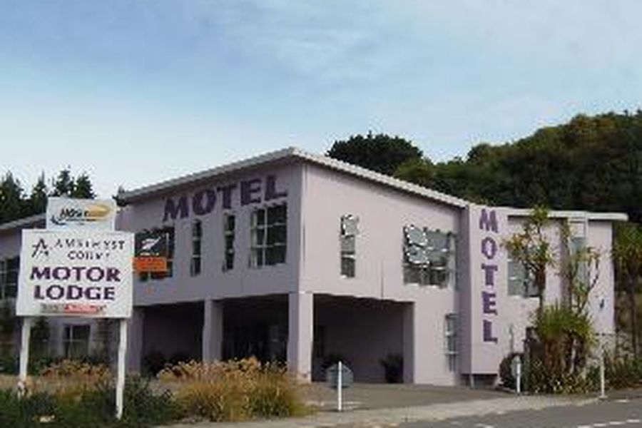 photo-1
