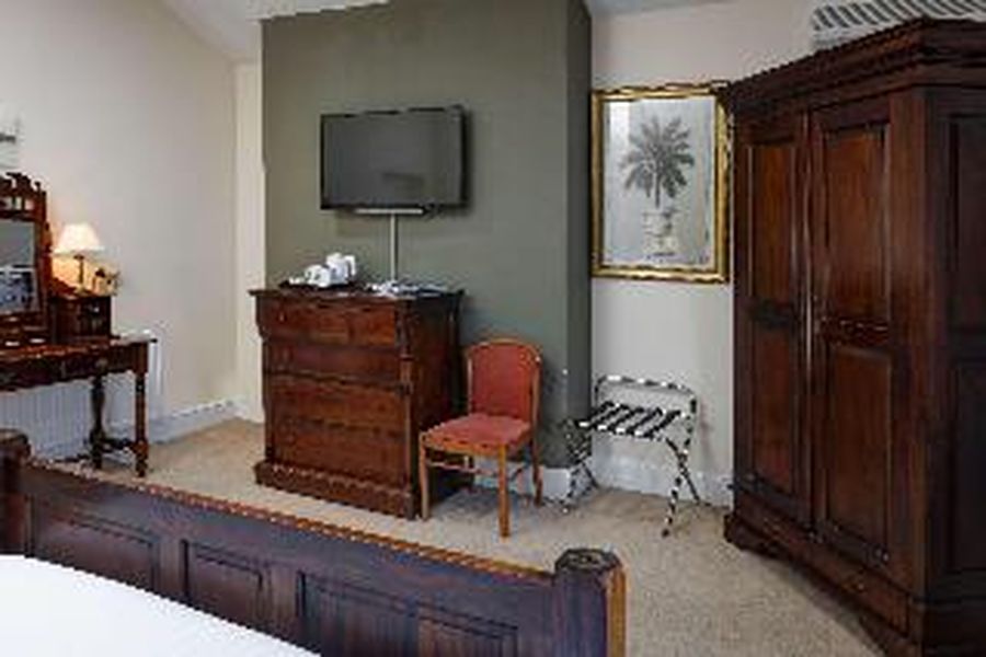 photo-0