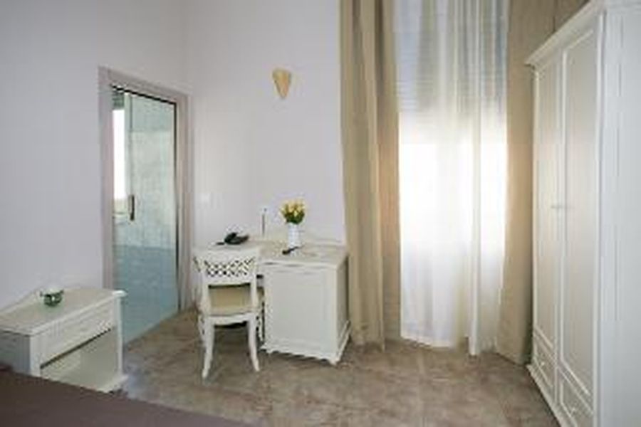 photo-1