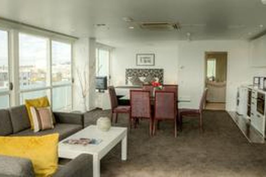 photo-1