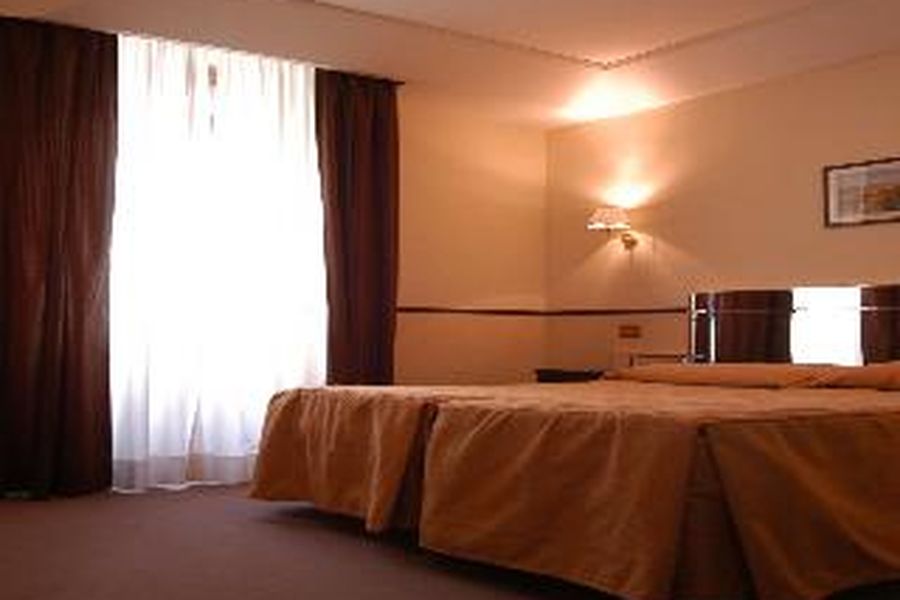 photo-1