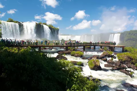 Pacote de Mês Fixo - Foz do Iguaçu + Puerto Iguazú - (Brasil e Argentina) - 2024
