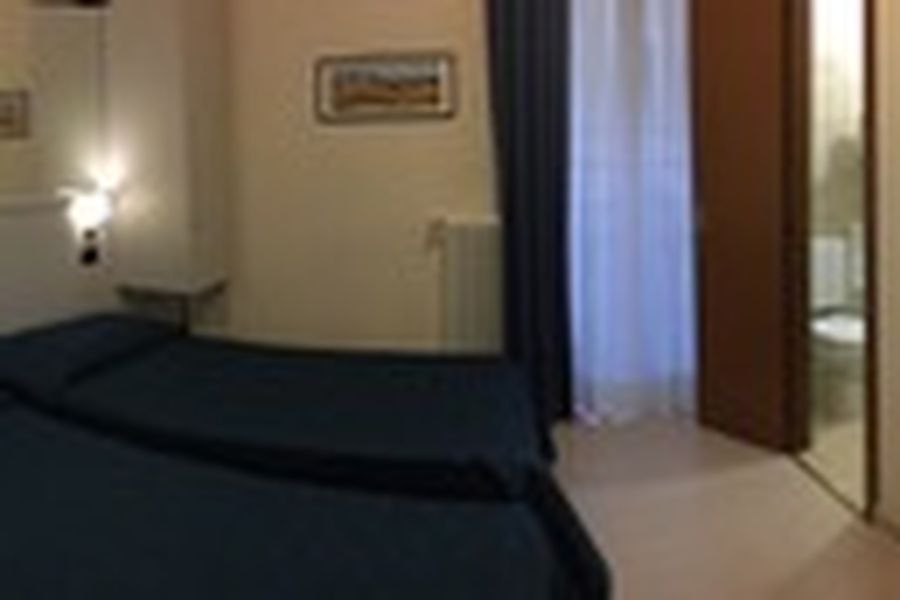 photo-0